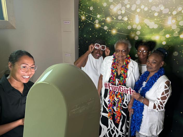 Digital Luxe Photo Booth